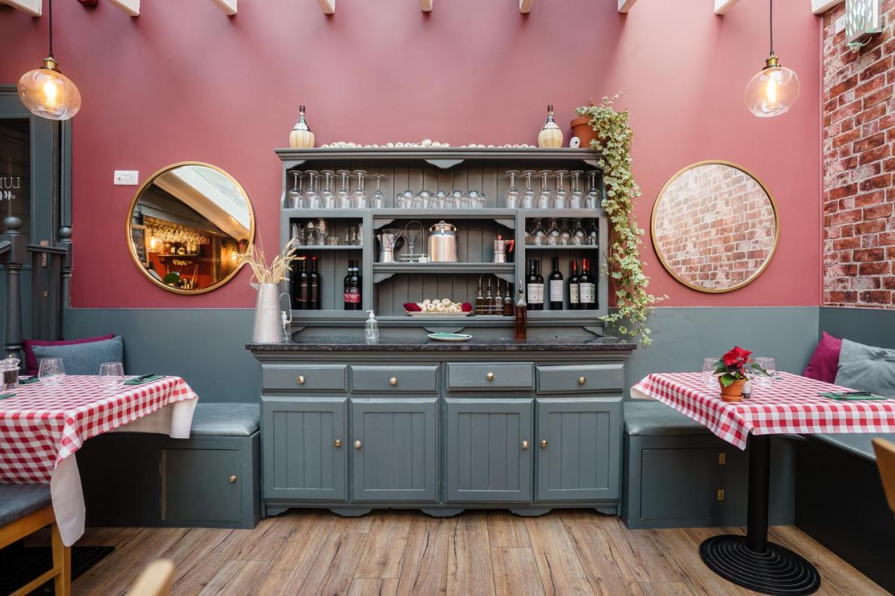 The Limes By Luigis Al Fresco 4* Maldon